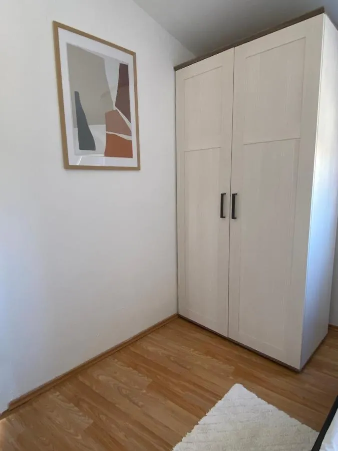Beachfront Apartment Vir